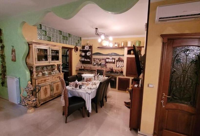 مبيت وإفطار Queen S Luxurious House