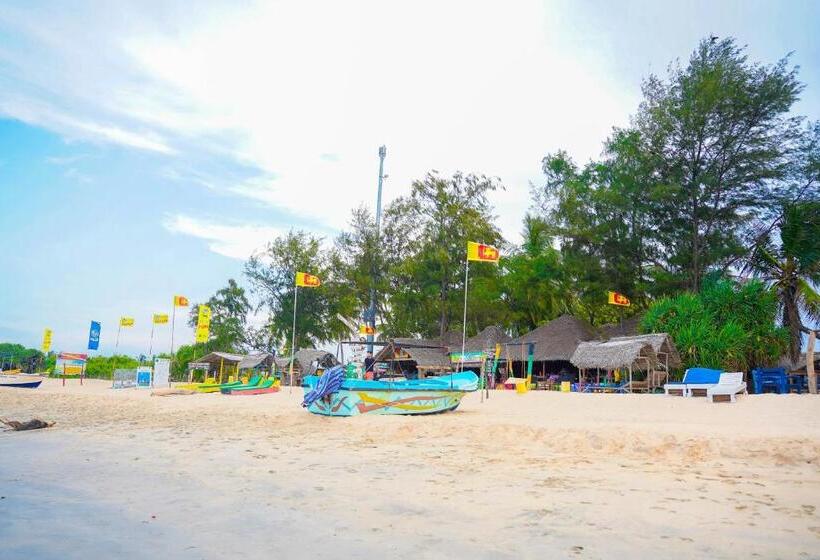 민박 The Beach Lovers Nilaveli