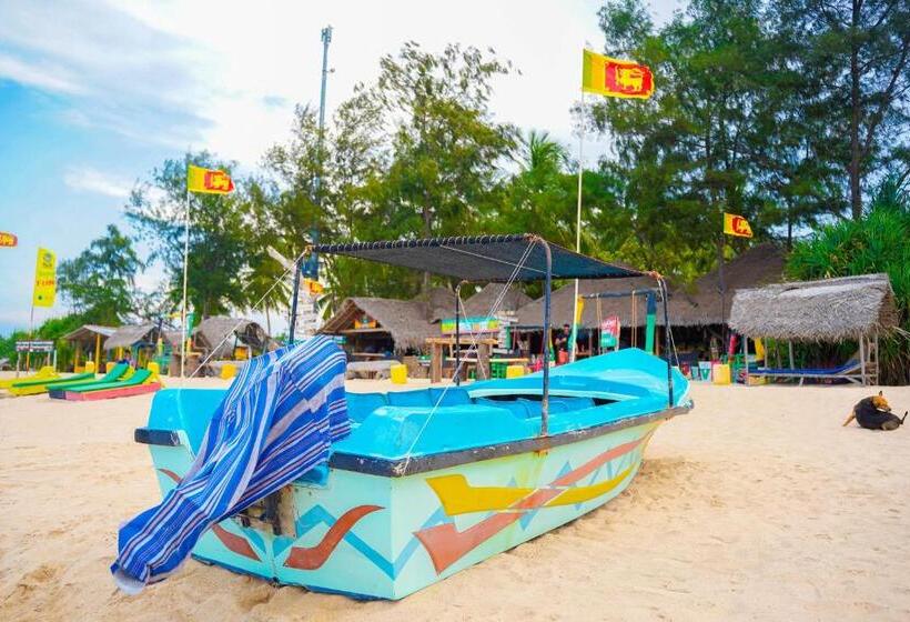 민박 The Beach Lovers Nilaveli