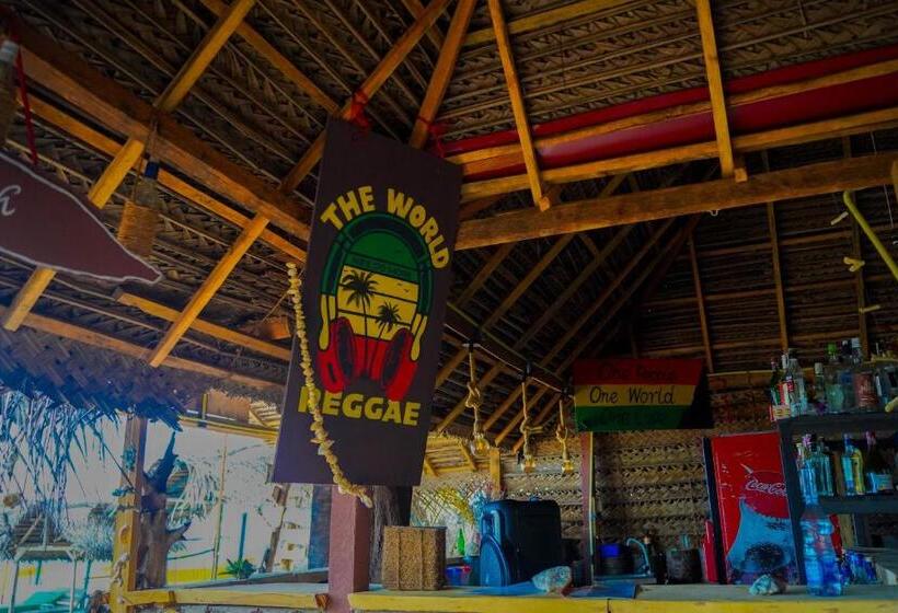 민박 The Beach Lovers Nilaveli