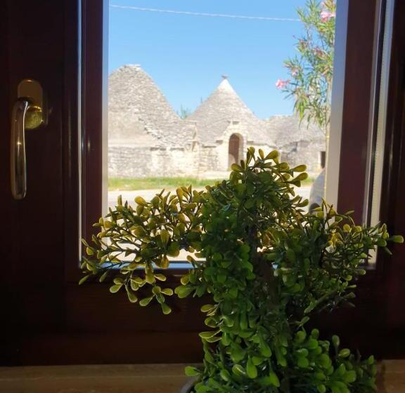 تختخواب و صبحانه Trulli Selva E Natura Gio .ele