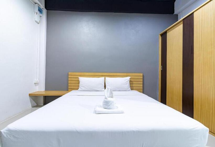 Cs Klongtoey Grand Resort