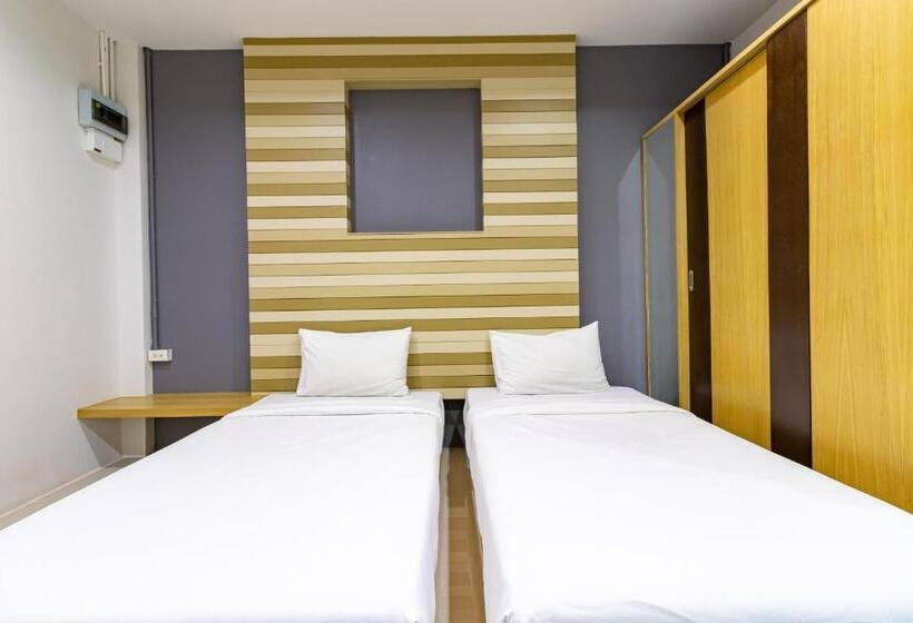 Cs Klongtoey Grand Resort