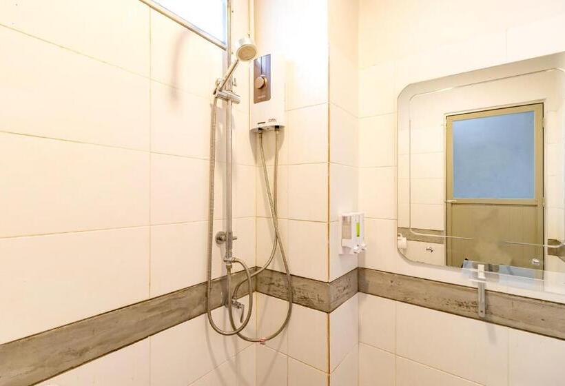 Cs Klongtoey Grand Resort