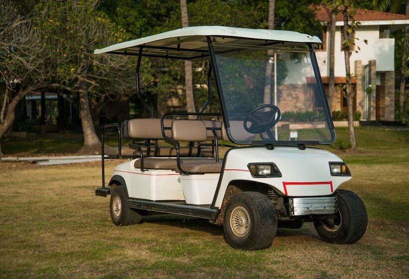 Esthell Village Resort