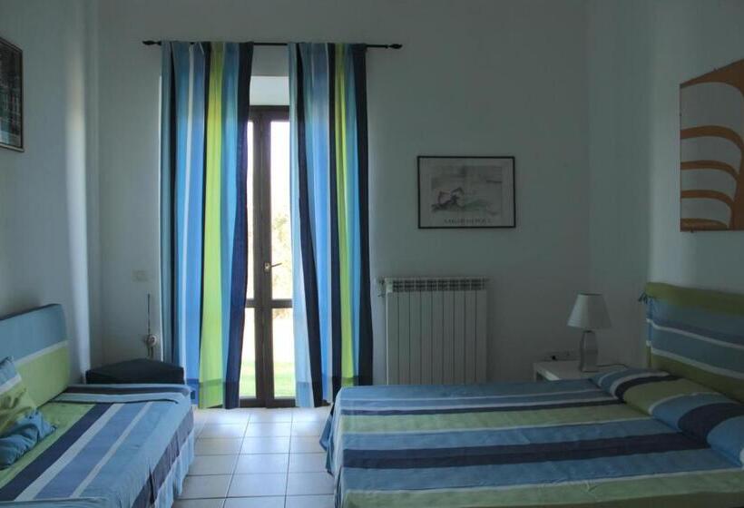 هتل Agriturismo Il Montoto