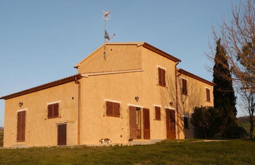 בית מלון כפרי Agriturismo Le Stiacce