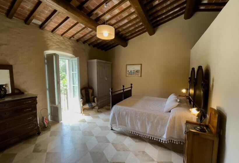 ホテル Agriturismo Villa La Fontina