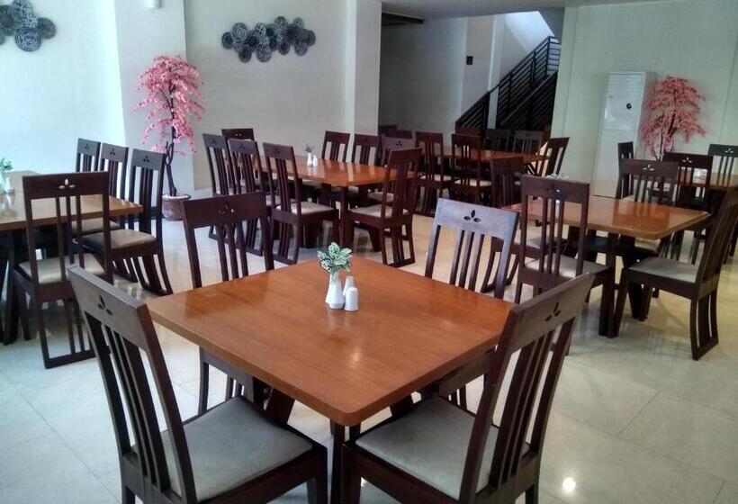 ホテル Baron Indah