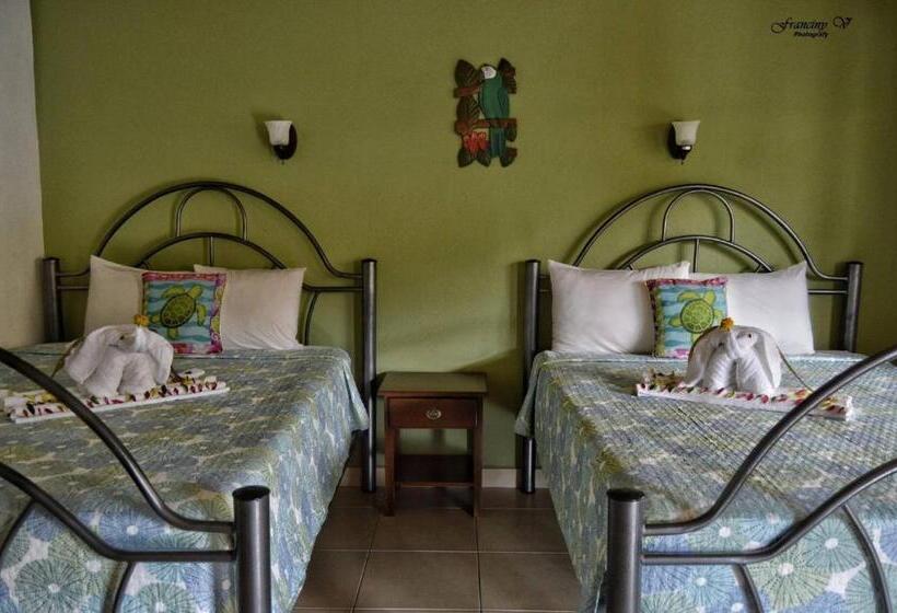 هتل D Lucia Quebrada Ganado, Jaco, Costa Rica