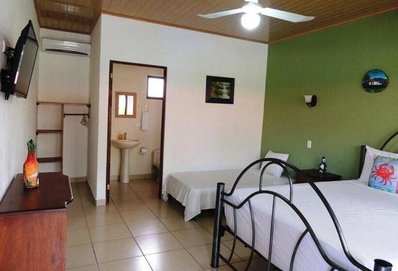 هتل D Lucia Quebrada Ganado, Jaco, Costa Rica