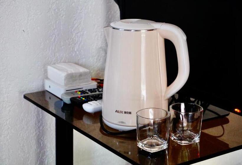 هتل Flower Garden Resort