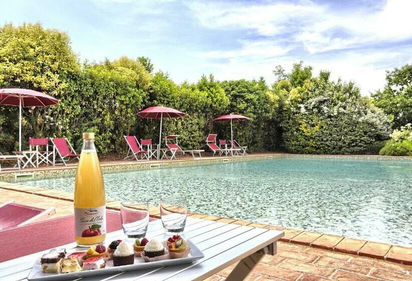 호텔 Foresteria Il Giardino Di Fontarronco