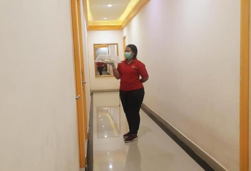 هتل Gold Line Guest House