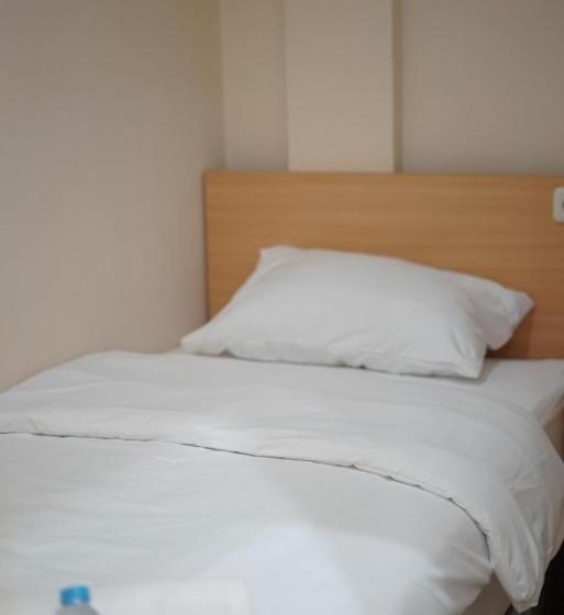 בית מלון כפרי Gold Line Guest House