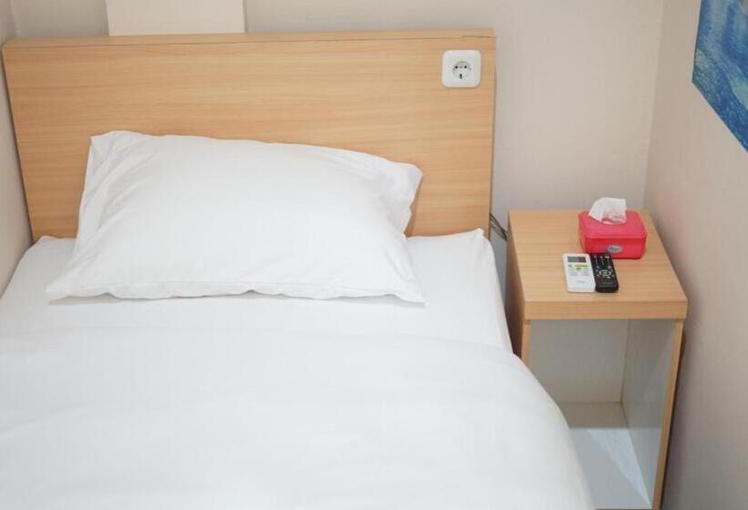 هتل Gold Line Guest House