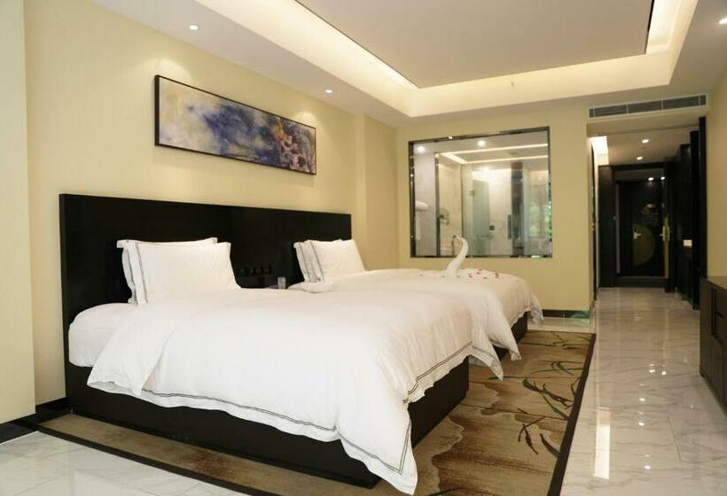 فندق Hentique Resort & Spa