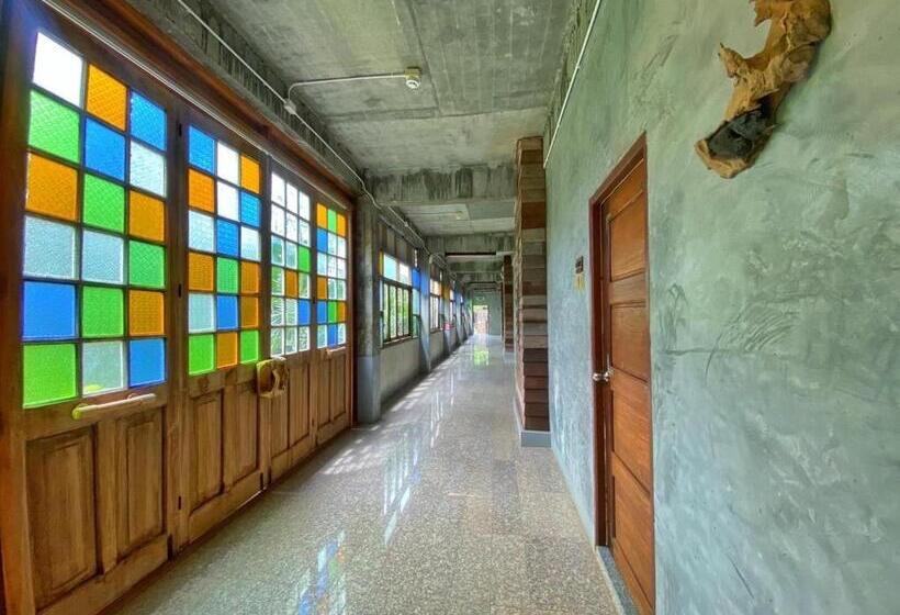 酒店 Hug Sakhonnakhon