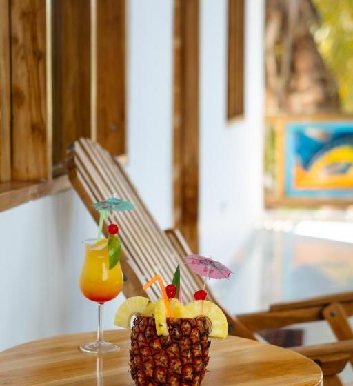 ホテル Isla Lizamar