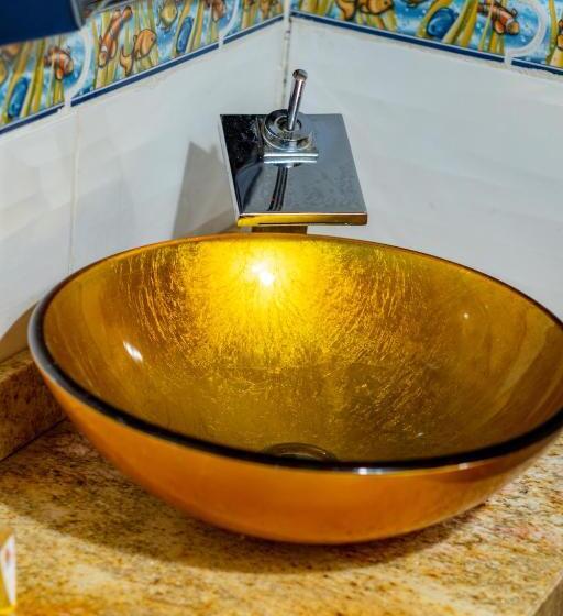 ホテル Isla Lizamar