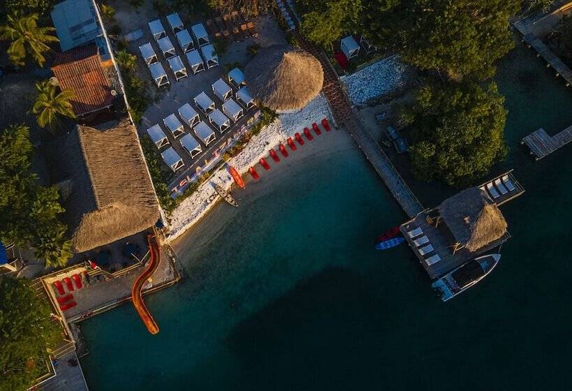 ホテル Isla Lizamar