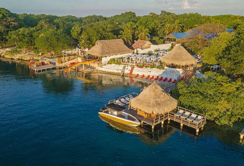 ホテル Isla Lizamar