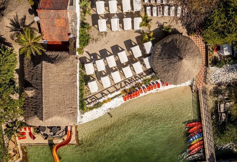 ホテル Isla Lizamar