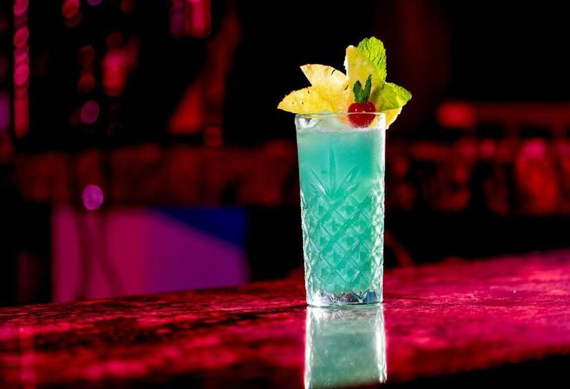 ホテル Isla Lizamar