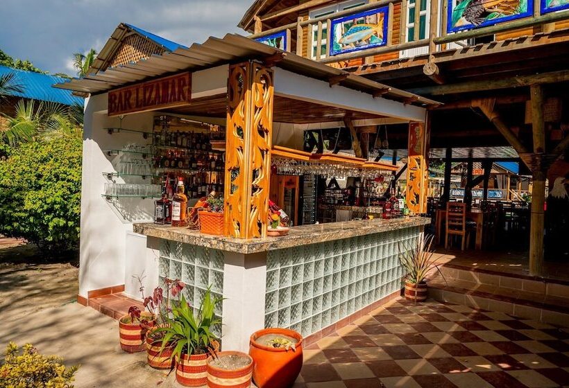 ホテル Isla Lizamar