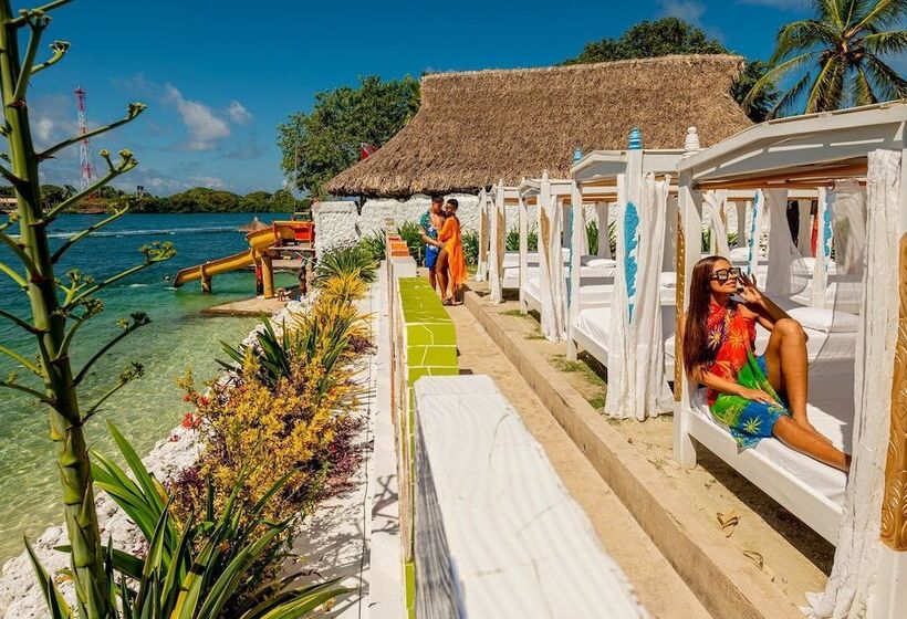 ホテル Isla Lizamar