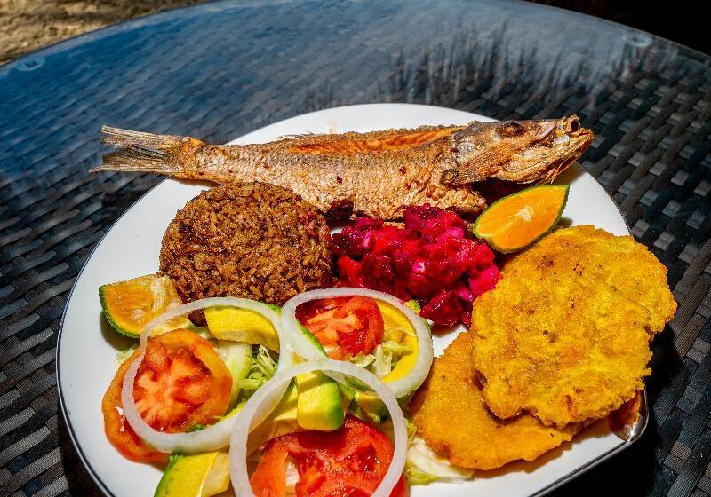 ホテル Isla Lizamar