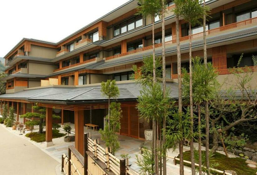 Отель Kadensho, Arashiyama Onsen, Kyoto Kyoritsu Resort