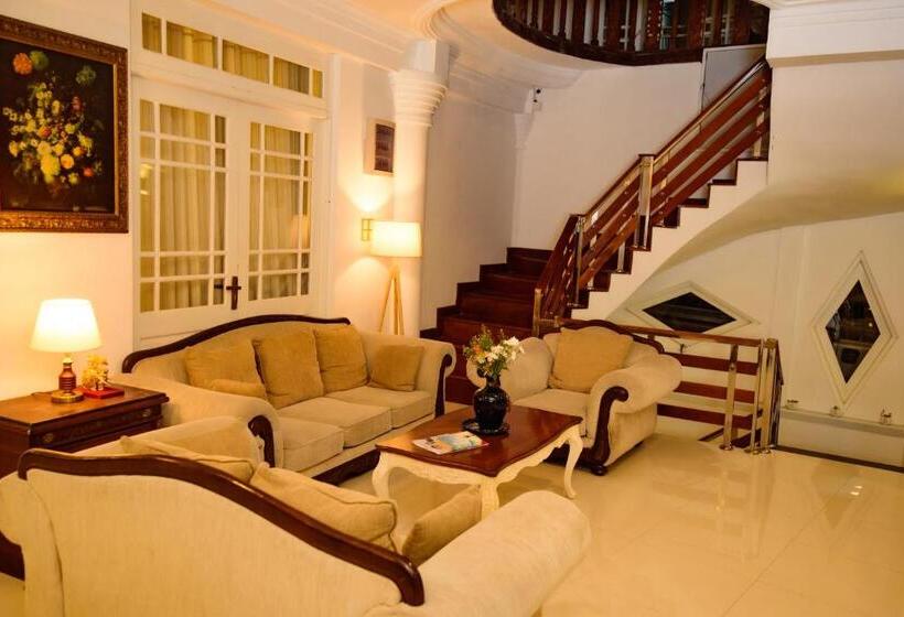 호텔 Kandy View Resort