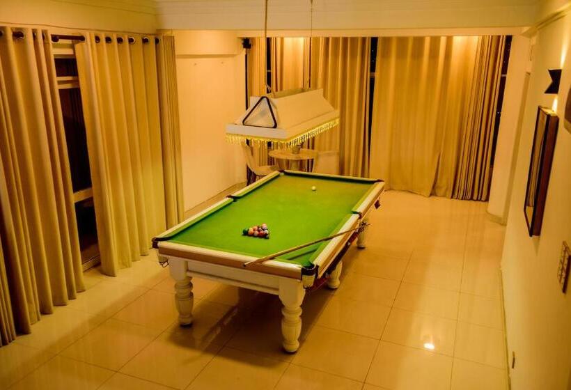 호텔 Kandy View Resort