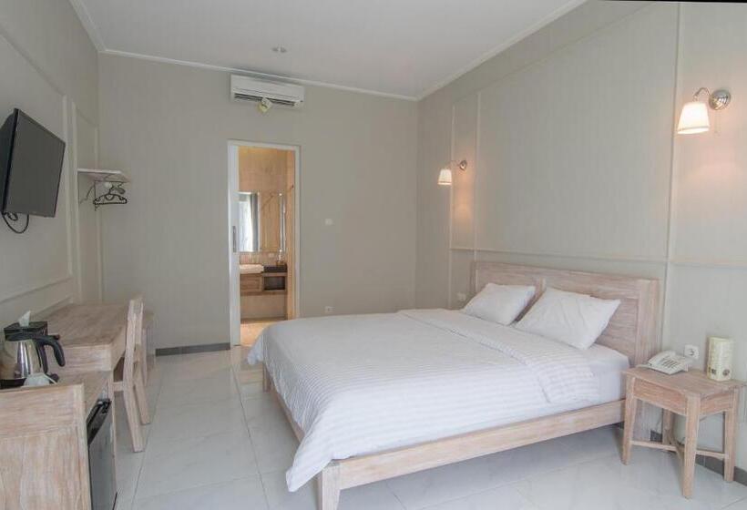 هتل Sevilla Resort Magelang