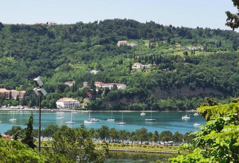 هتل Stella Maris Pastoral Home