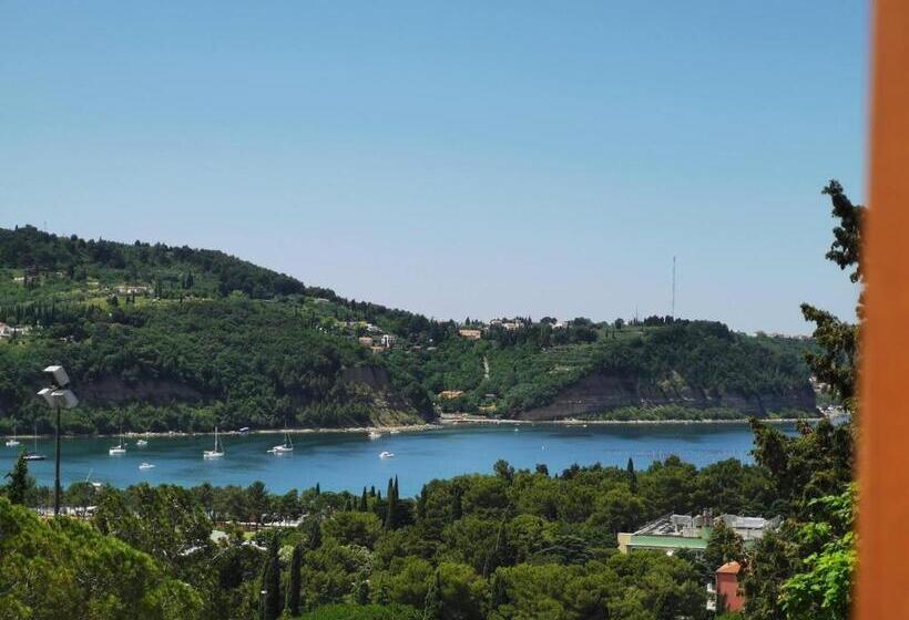 هتل Stella Maris Pastoral Home