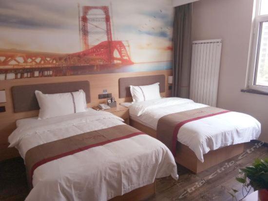 Thank Inn Plus Hotel Shanxi Taiyuan Xiaodian District Rongjun North Street High Speed Railway Statio