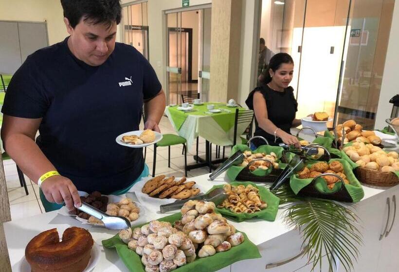 فندق Toulon Caldas Novas