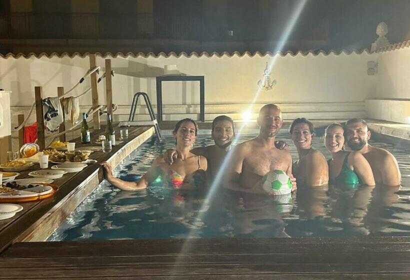 膳宿费 A & G Relaxs