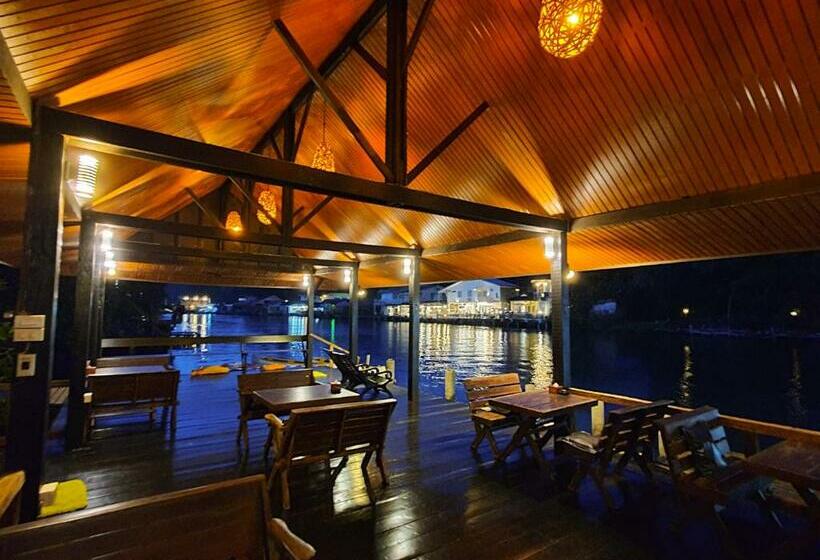 Пансион Baan Rim Nam