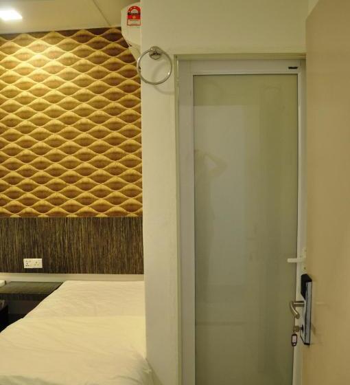 بنسيون Dr 96 Inn