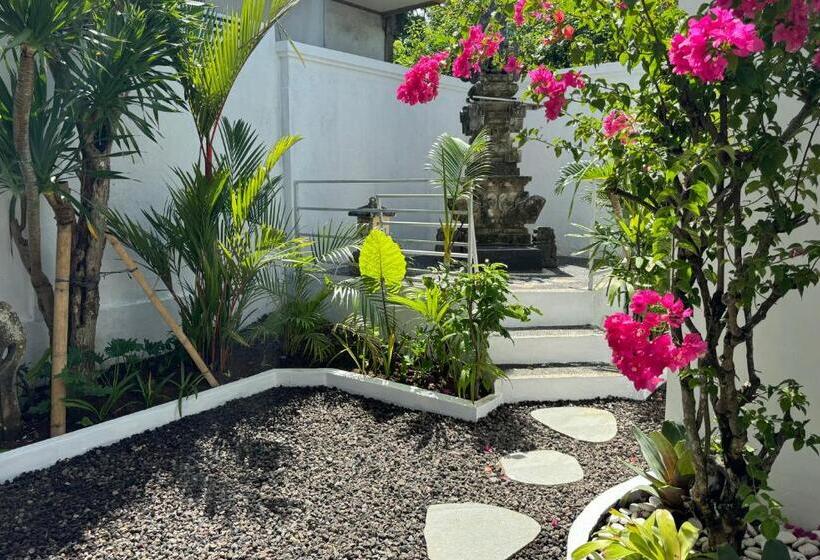 膳宿费 Puja Uluwatu Village