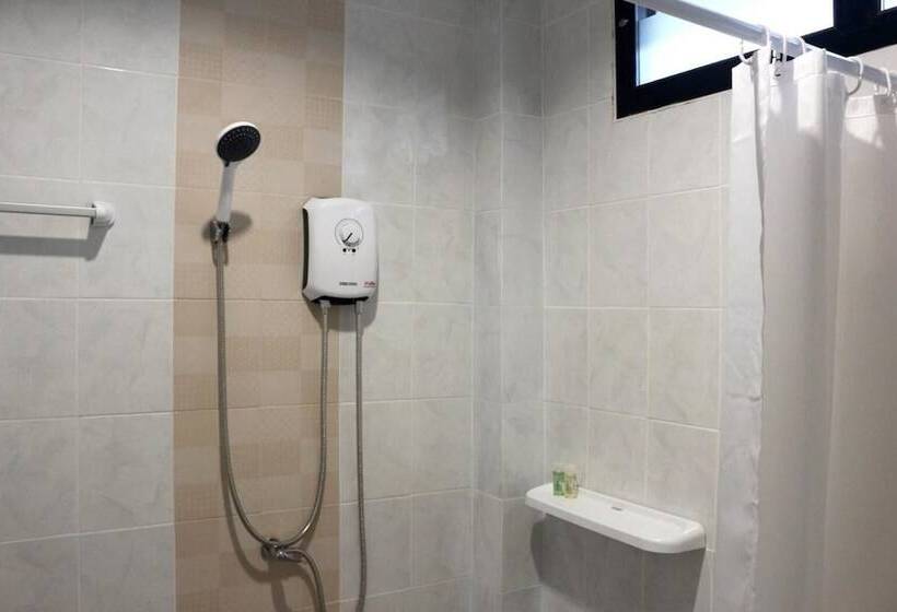 بنسيون The Lodge At Koh Kood