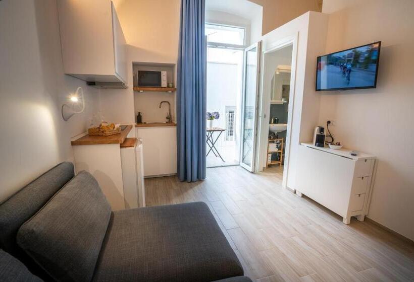 Пансион Vico Blu