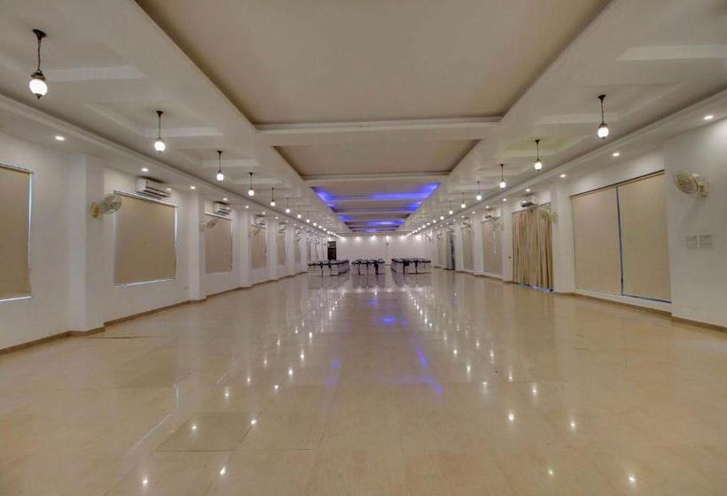 منتجع Corbett Tusker Trail