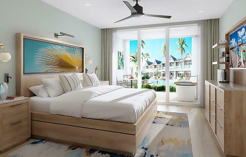 Sandals Royal Caribbean All Inclusive Resort & Private Island   Couples Only