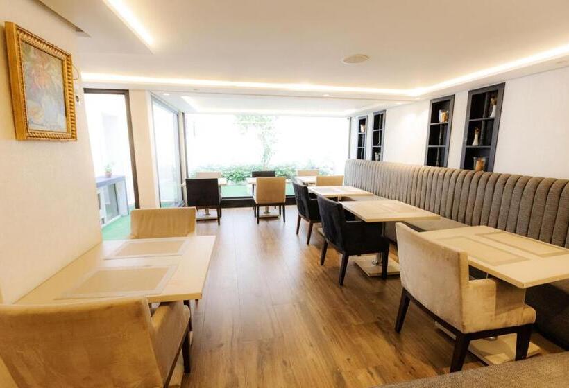 Windsor Hotel City Center