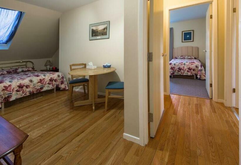 فندق صغير Auberge Doucet Inn