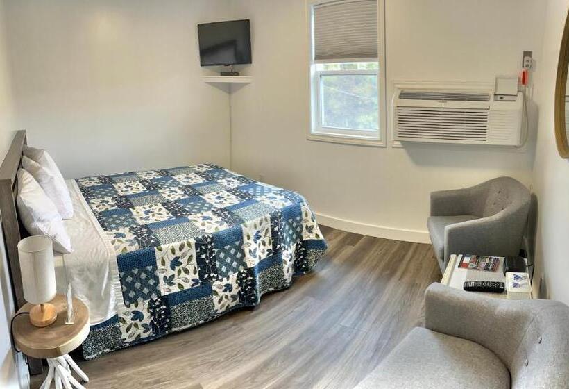 فندق صغير Auberge Doucet Inn